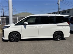 ノア ハイブリッド S-Z