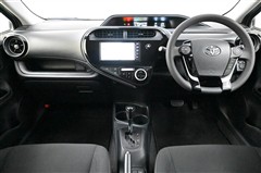 アクア S スタイルブラック