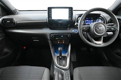 ヤリス ハイブリッド Z