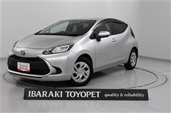 トヨタ アクア G