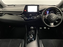 C-HR S-T GRスポーツ