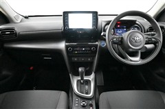 ヤリスクロス ハイブリッド G