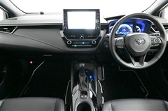 カローラツーリング HV WxB