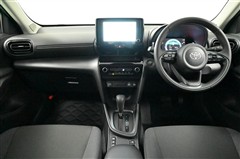 ヤリスクロス ハイブリットG