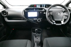 アクア S スタイルブラック