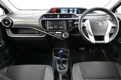 アクア X-アーバン