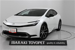 トヨタ　プリウス Z