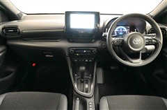 ヤリス ハイブリットZ