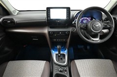 ヤリスクロス Z