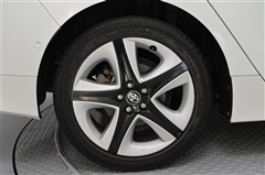 プリウスSセーフティプラスツートーン