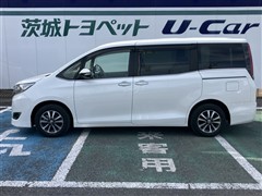 エスクァイアHV GiプレミアムBK