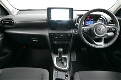 ヤリスクロス G