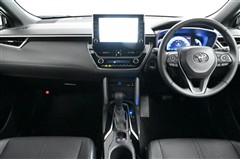 カローラクロス Z