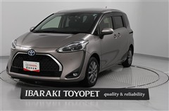 トヨタ シエンタHV ファンベースG クエロ