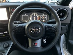GRヤリス RZハイパフォーマンス