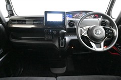 N-BOX カスタムG Lホンダセンシ