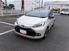 トヨタ アクア Z ラフィネ