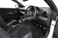 GRヤリス RZ ハイパフォーマンス