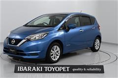 日産　ノート e-パワー X