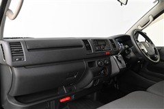 ハイエースバン DX