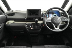 デリカミニ G プレミアム