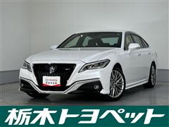 トヨタ　クラウン HEV RS