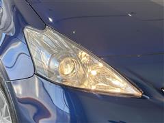 プリウスアルファ S