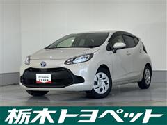 トヨタ アクア X