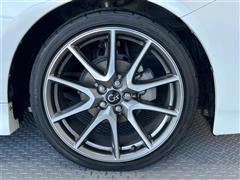 プリウス Sツーリング G's