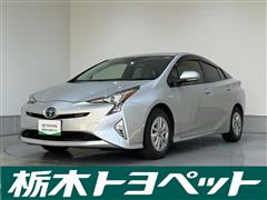 プリウス Sセーフティープラス