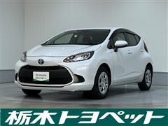 トヨタ　アクア G