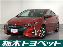 トヨタ プリウスPHV A