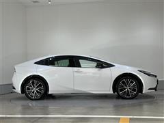 プリウス Z 4WD