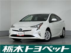 トヨタ　プリウス S セーフティプラス