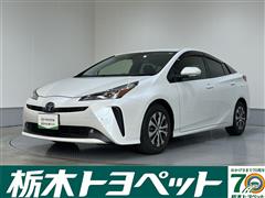 プリウス A