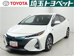 トヨタ　プリウスPHV A