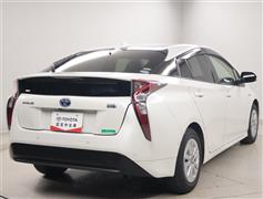 プリウス Sセフティープラス