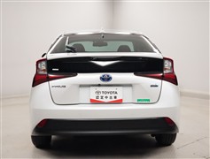 プリウス Sセーフティプラス2