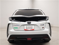 プリウス PHV S GRスポーツ