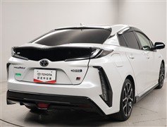 プリウス PHV S GRスポーツ