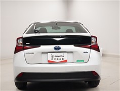 プリウス Sセーフティプラス2