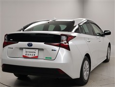 プリウス Sセーフティプラス2