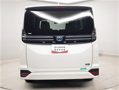 ヴォクシー HV S-Z