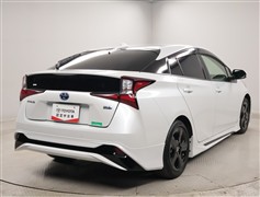 プリウスAツーリングセレクションBL