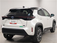 ヤリスクロス HV Z