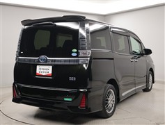 ヴォクシーHV ZSキラメキ2