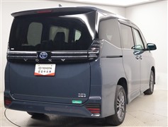 ヴォクシー HV S-Z