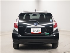 アクア S スタイルブラック