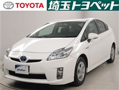 トヨタ　プリウス S