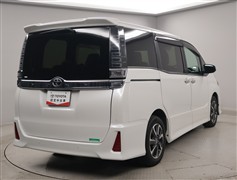 ヴォクシー ZS キラメキ3